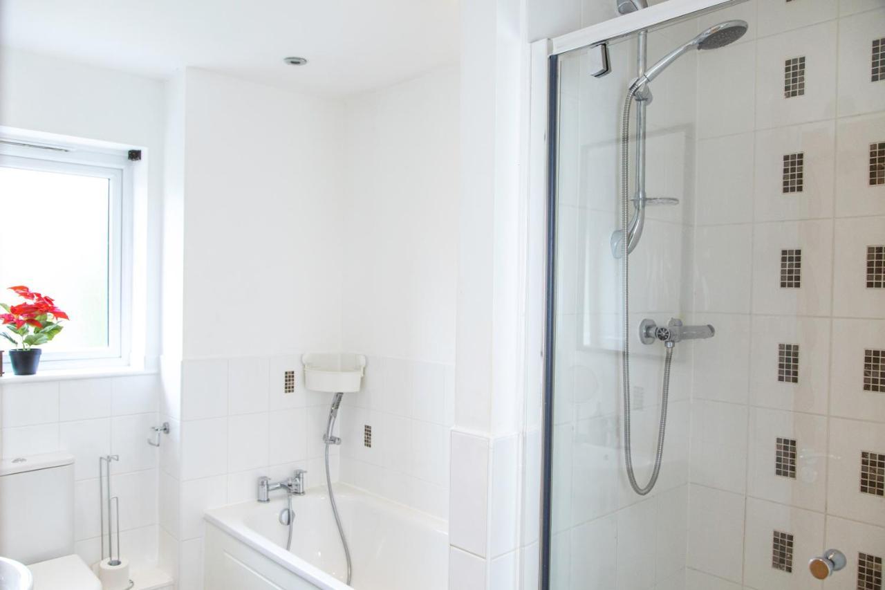 הוילה Cozy Townhouse In The Heart Of Greater מנצ'סטר מראה חיצוני תמונה