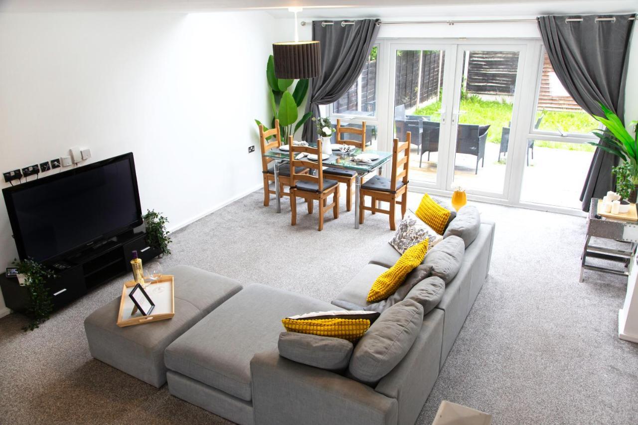 הוילה Cozy Townhouse In The Heart Of Greater מנצ'סטר מראה חיצוני תמונה
